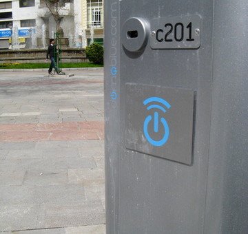 Uno de los puntos de recogida, instalados desde Febrero pero sin entrar en funcionamiento.