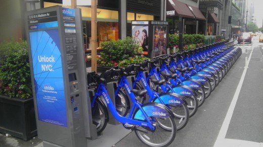 E53_St_Citibike_station_loaded_jeh