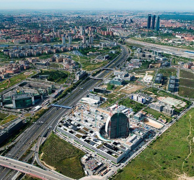 Sede BBVA en el barrio de Las Tablas